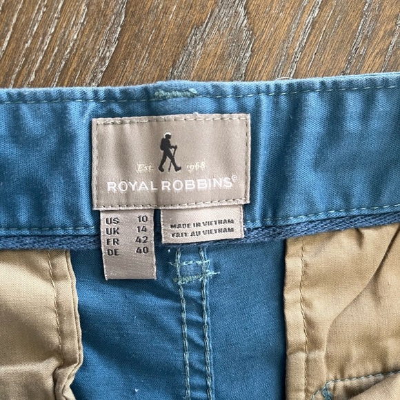 Royal Robbins Teal Women's Shorts size 10 - Picture 4 of 5
